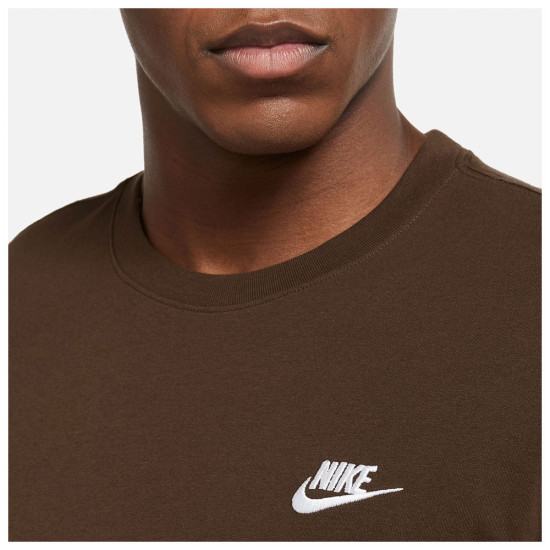 Nike Ανδρική κοντομάνικη μπλούζα Sportswear Club Nike Ανδρική κοντομάνικη μπλούζα Sportswear Club